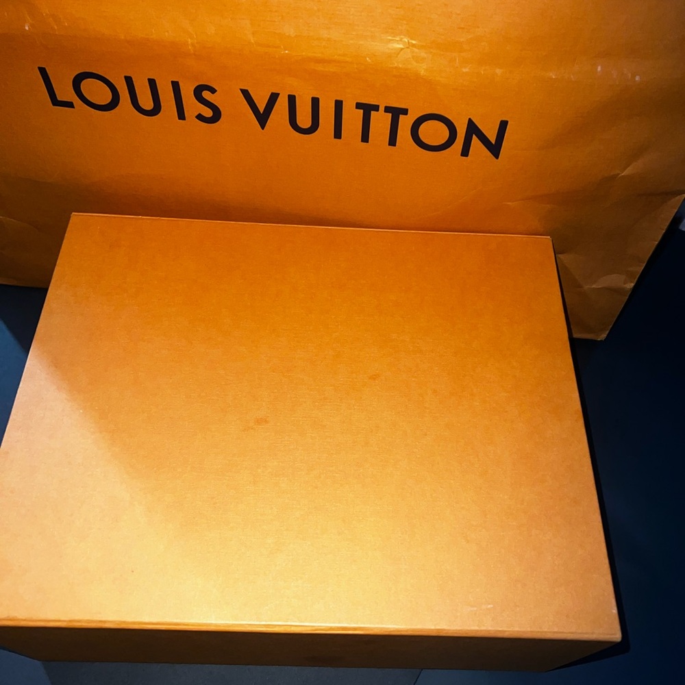 Authentic Louis Vuitton Black Leather booties - Picture 12 of 14